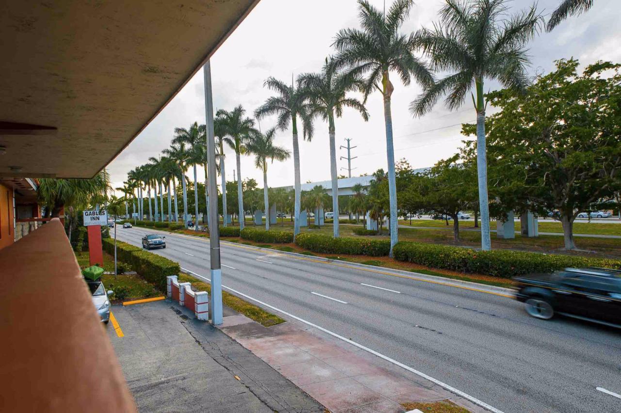 Gables Inn Coral Gables Exterior foto